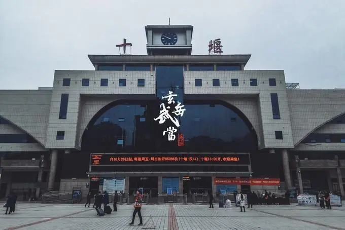寧波到十堰物流專線-寧波至十堰貨運公司